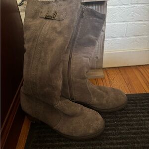 Women's Brown Suede Boots
